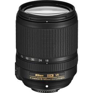 18-140mm nijon lens