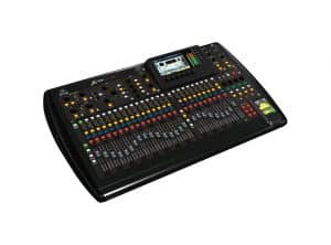 Digital mixer behringer